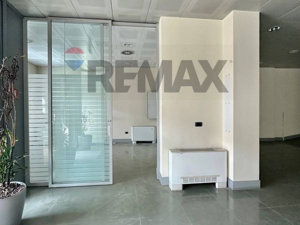 Locale Commerciale Riccione, RN Affitto - Foto 4