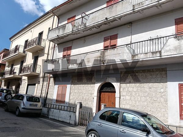 Appartamento San Giovanni, Ceppaloni, BN Vendita