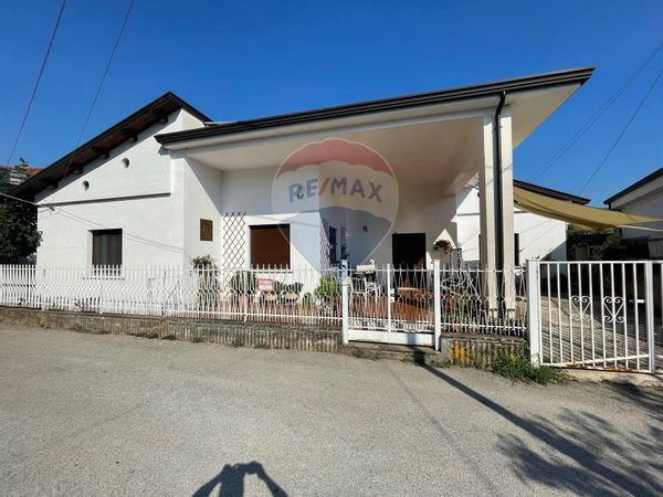 Casa Indipendente San Salvatore Telesino, BN Vendita - Foto 2