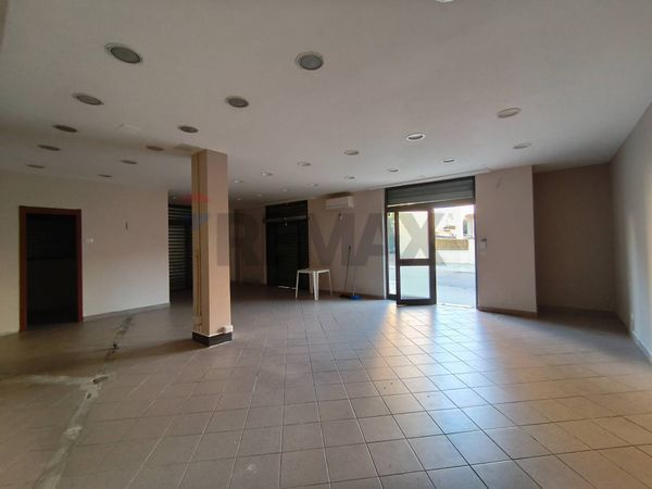 Locale Commerciale Ladispoli, RM Affitto