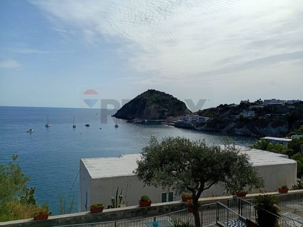 Appartamento Ischia, NA Vendita