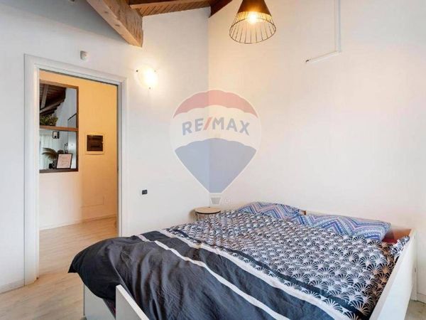 Stanza Ferno, VA Affitto