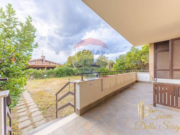 Appartamento Morena, Roma, RM Vendita