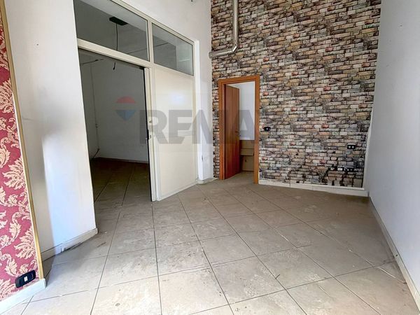 Ufficio Zona Centro, Afragola, NA Affitto