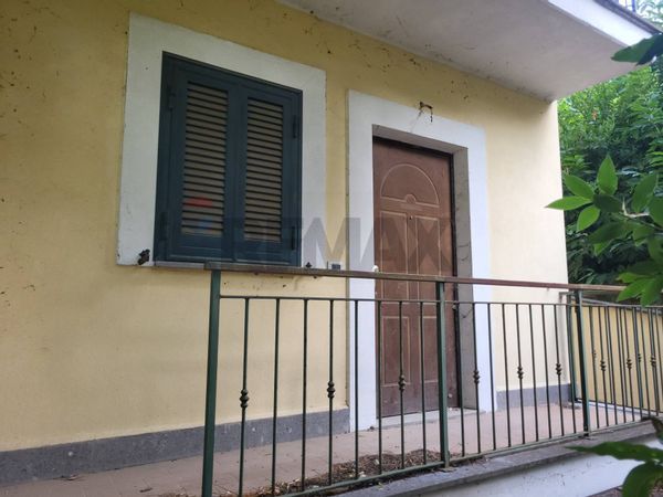 Appartamento Castelnuovo di Porto, RM Vendita