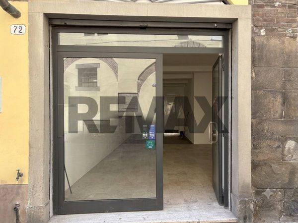 Attività  Commerciale Centro storico, Lucca, LU Affitto - Foto 3