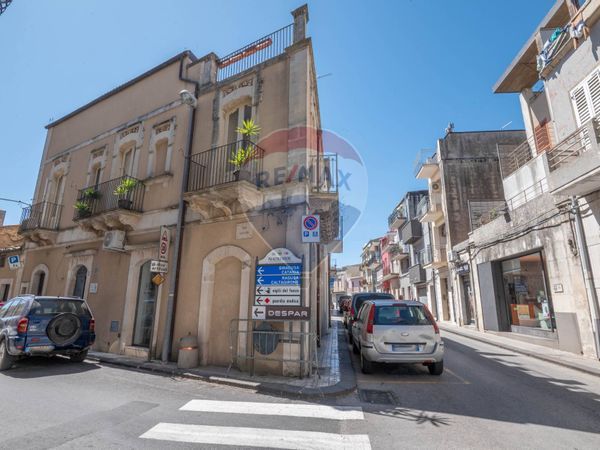 Casa Indipendente Palazzolo Acreide, SR Vendita