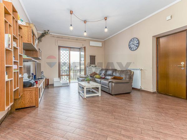 Appartamento Santa Maria delle Mole, Marino, RM Vendita - Foto 2