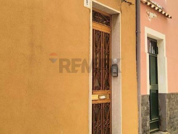 Casa Semindipendente Riposto, CT Vendita