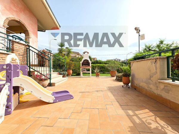 Villa a schiera Guidonia Montecelio, RM Vendita - Foto 4