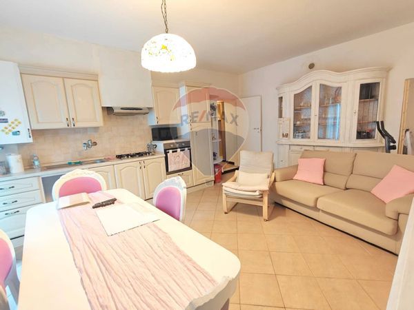 Appartamento Caravate, VA Vendita