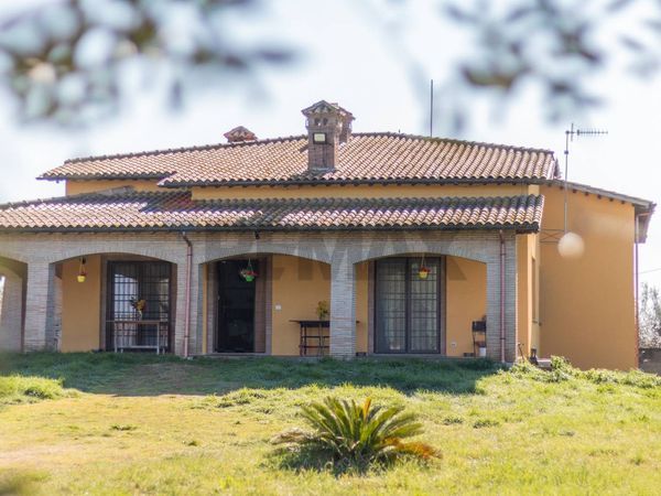 Villa singola Campagna Montalto Di Castro, Montalto di Castro, VT Vendita