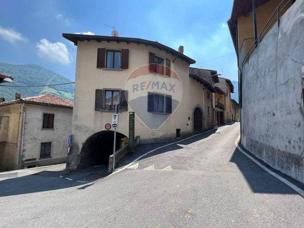 Porzione di casa Fonteno, BG Vendita