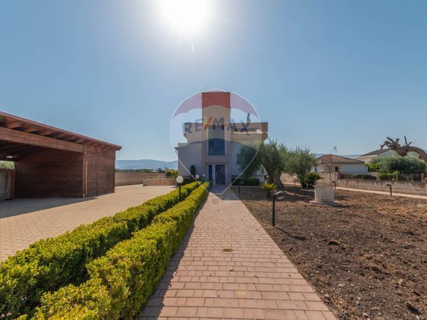 Villa singola Comiso, RG Vendita