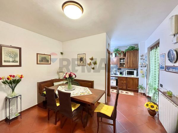 Appartamento Contea, Dicomano, FI Vendita