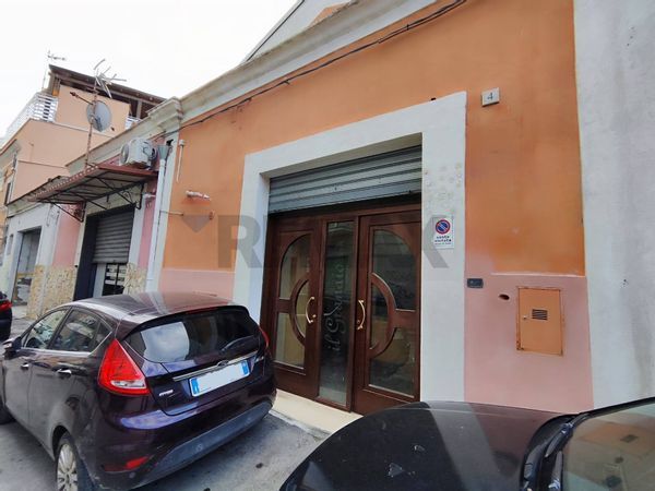 Locale Commerciale Centro, Foggia, FG Affitto