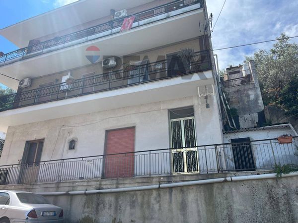 Casa Semindipendente Melilli, SR Vendita