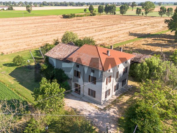 Casa Indipendente Castione Marchesi, Fidenza, PR Vendita