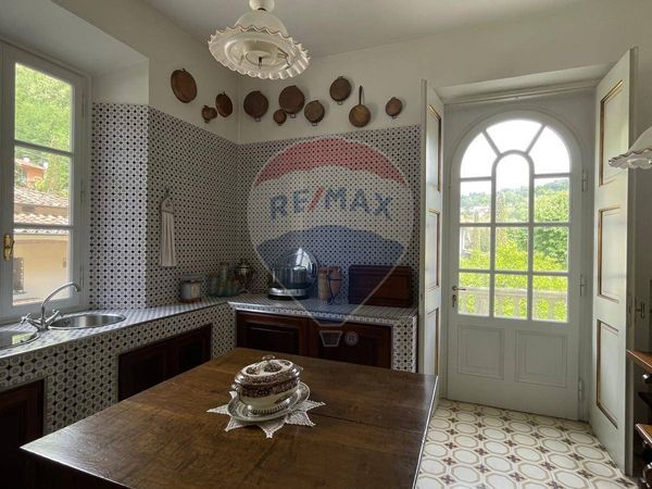 Villa singola Fornoli, Bagni di Lucca, LU Vendita