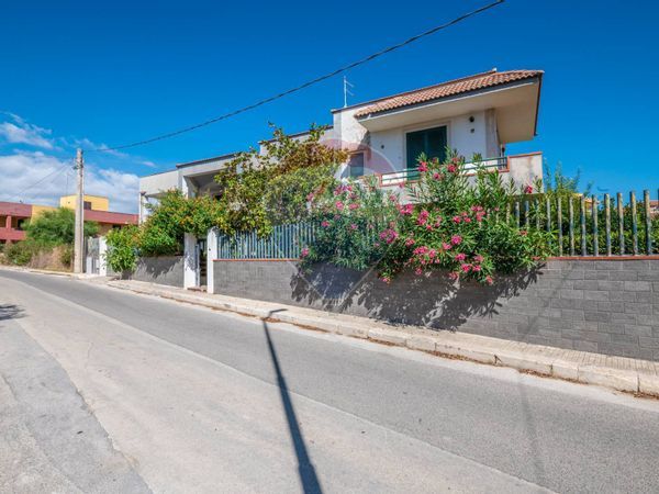 Villetta bifamiliare Pachino, SR Vendita