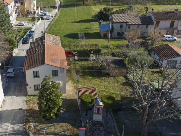 Casa Semindipendente Osteria, Serra de' Conti, AN Vendita