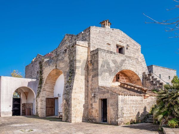 Cascina/Casale Alessano, LE Vendita