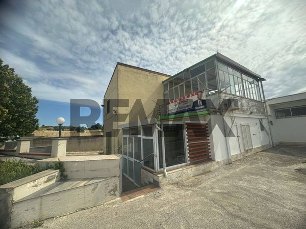 Villa a schiera Periferia Nord, Matera, MT Vendita