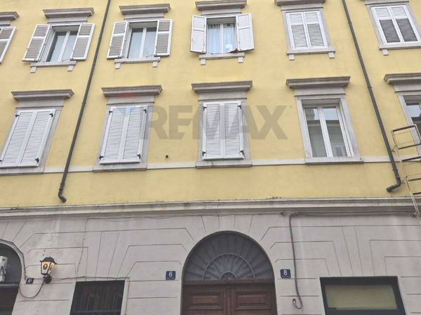 Appartamento Centro, Trieste, TS Affitto