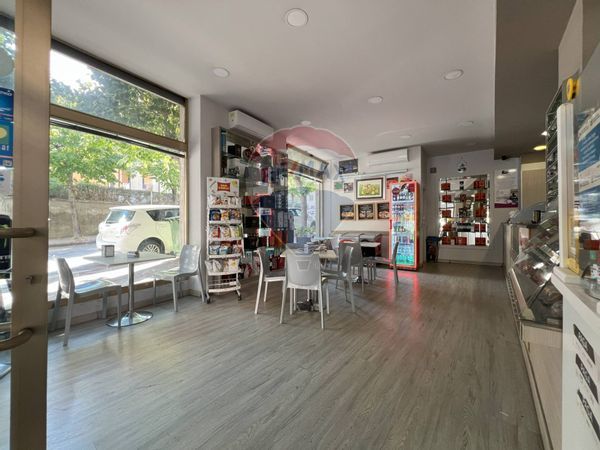 Attività  Commerciale Via Roma, Cosenza, CS Vendita - Foto 2