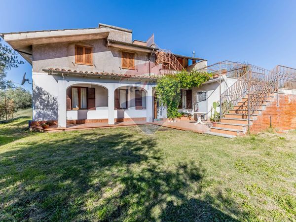 Villetta bifamiliare Gerano, RM Vendita