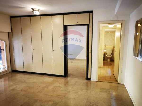 Ufficio Centro storico, Bologna, BO Affitto