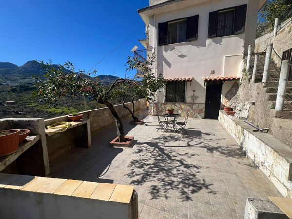 Villetta bifamiliare Monreale, PA Vendita