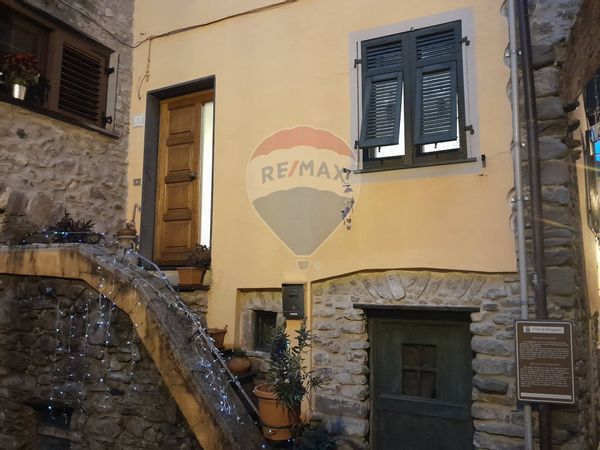 Casa Semindipendente Brugnato, SP Vendita