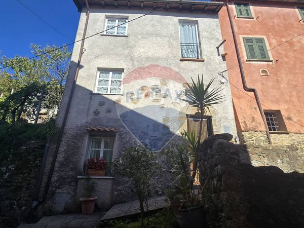 Casa Semindipendente Borghetto di Vara, SP Vendita