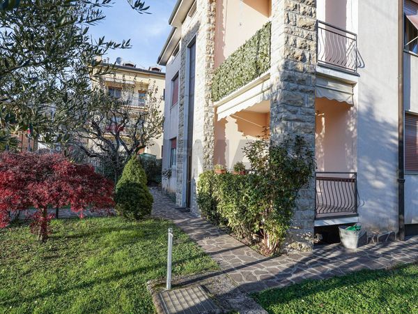 Casa Indipendente Alzano Lombardo, BG Vendita