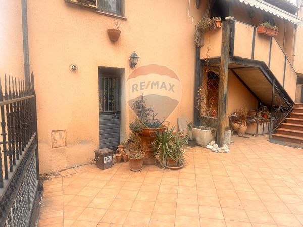 Casa Semindipendente Frazione Borroni, Foligno, PG Vendita - Foto 3