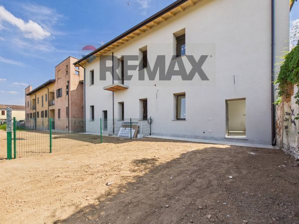 Porzione di villa Borgarello, PV Vendita