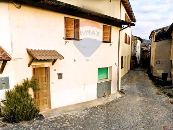 Casa Semindipendente Colle di Roio, L'Aquila, AQ Vendita