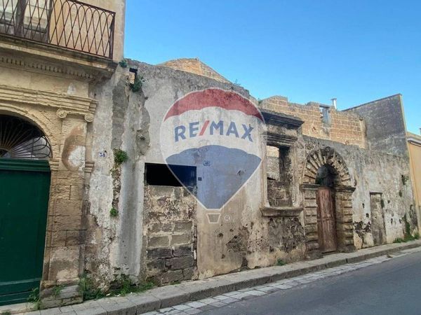 Casa Indipendente Novoli, LE Vendita