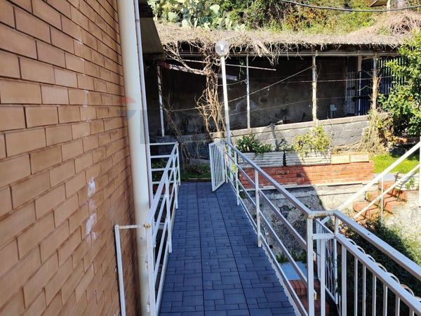 Appartamento Acitrezza, Aci Castello, CT Affitto