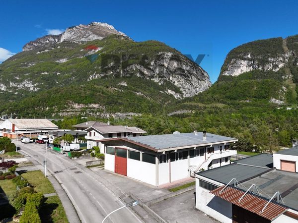 Capannone Industriale Centro, Longarone, BL Vendita