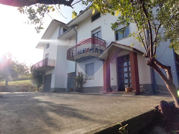 Casa Indipendente Sant'Angelo, Roccamontepiano, CH Vendita