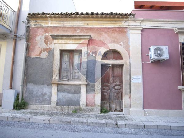 Casa Indipendente Canicattini Bagni, SR Vendita