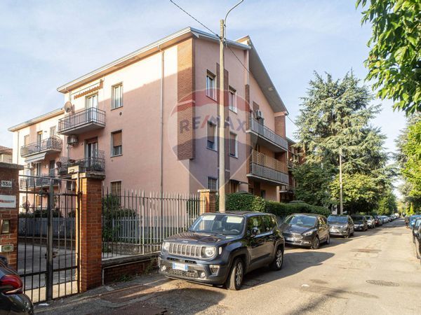 Stanza S. Lazzaro - Lubiana, Parma, PR Affitto