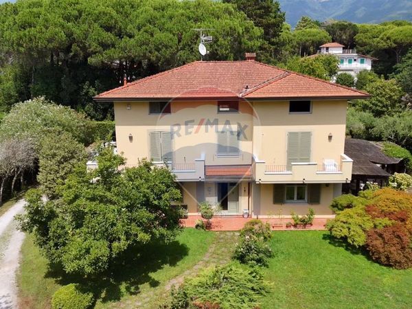 Villa singola Ronchi, Massa, MS Vendita