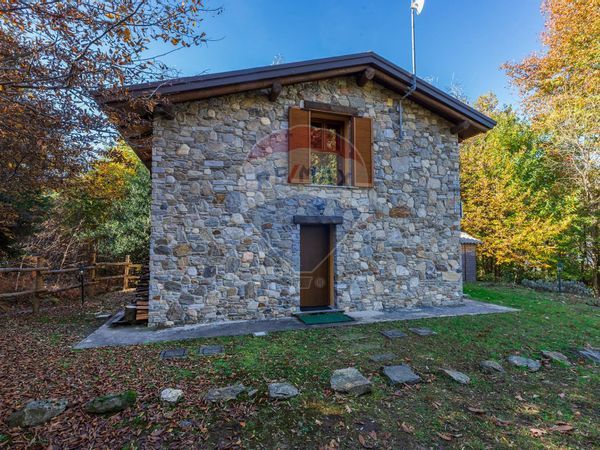 Casa Indipendente Bosco Valtravaglia, Montegrino Valtravaglia, VA Vendita - Foto 4