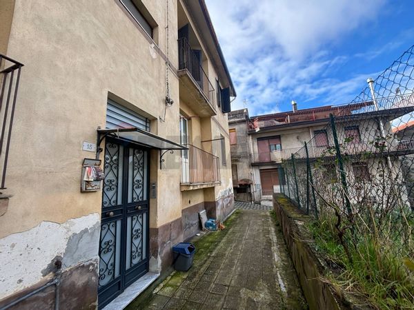 Appartamento Maletto, CT Vendita