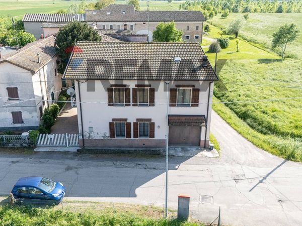 Casa Indipendente Cogruzzo, Castelnovo di Sotto, RE Vendita
