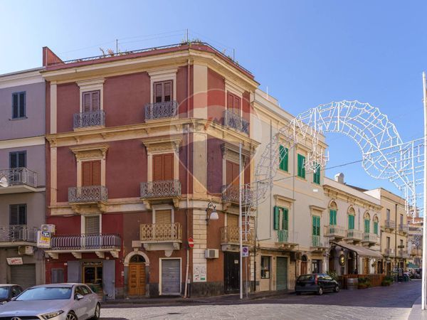 Casa Semindipendente Bronte, CT Vendita