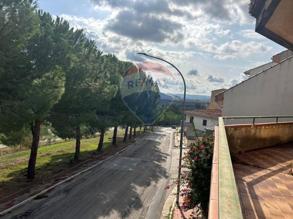 Casa Indipendente Poggioreale, TP Vendita